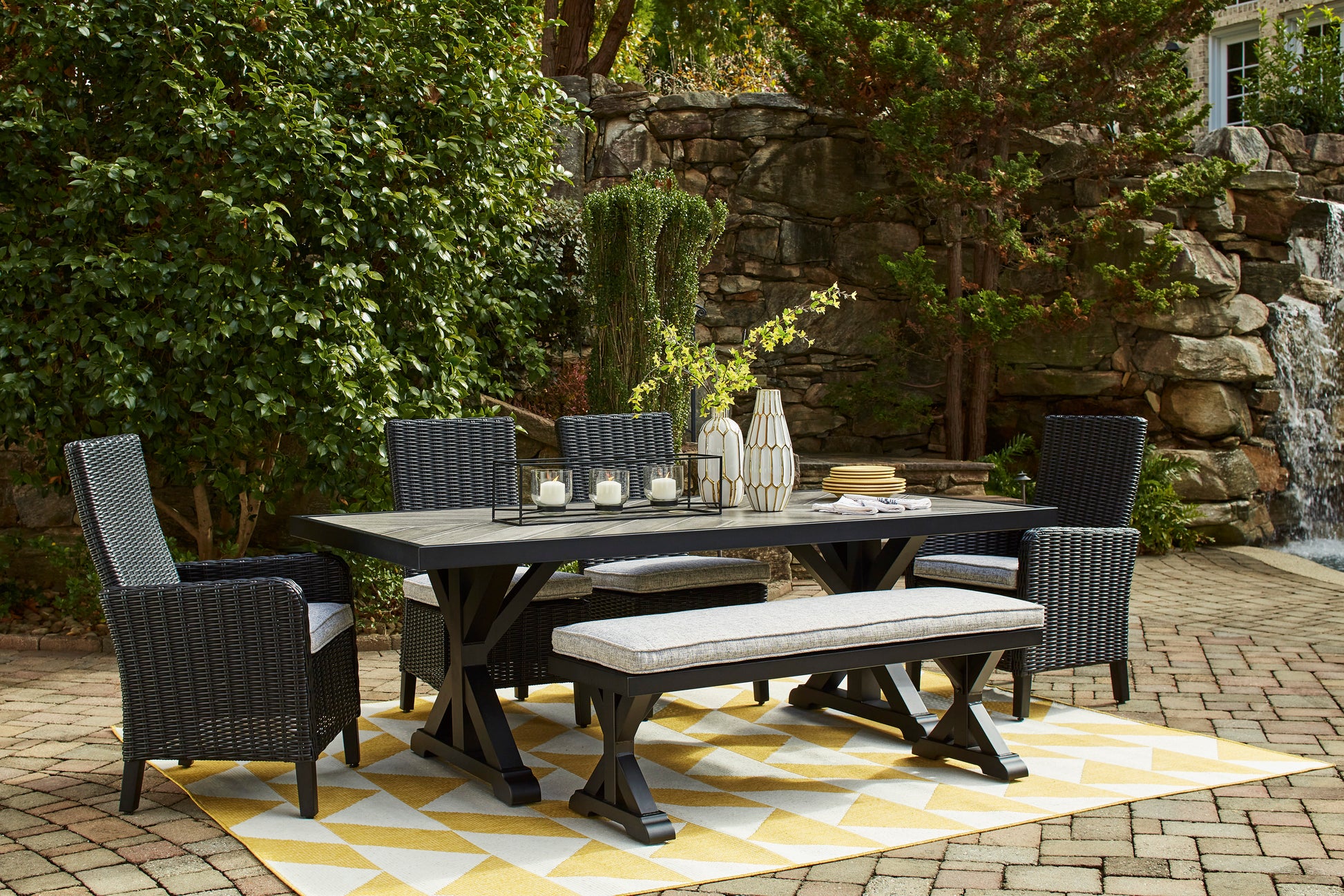 Beachcroft Dining Collection