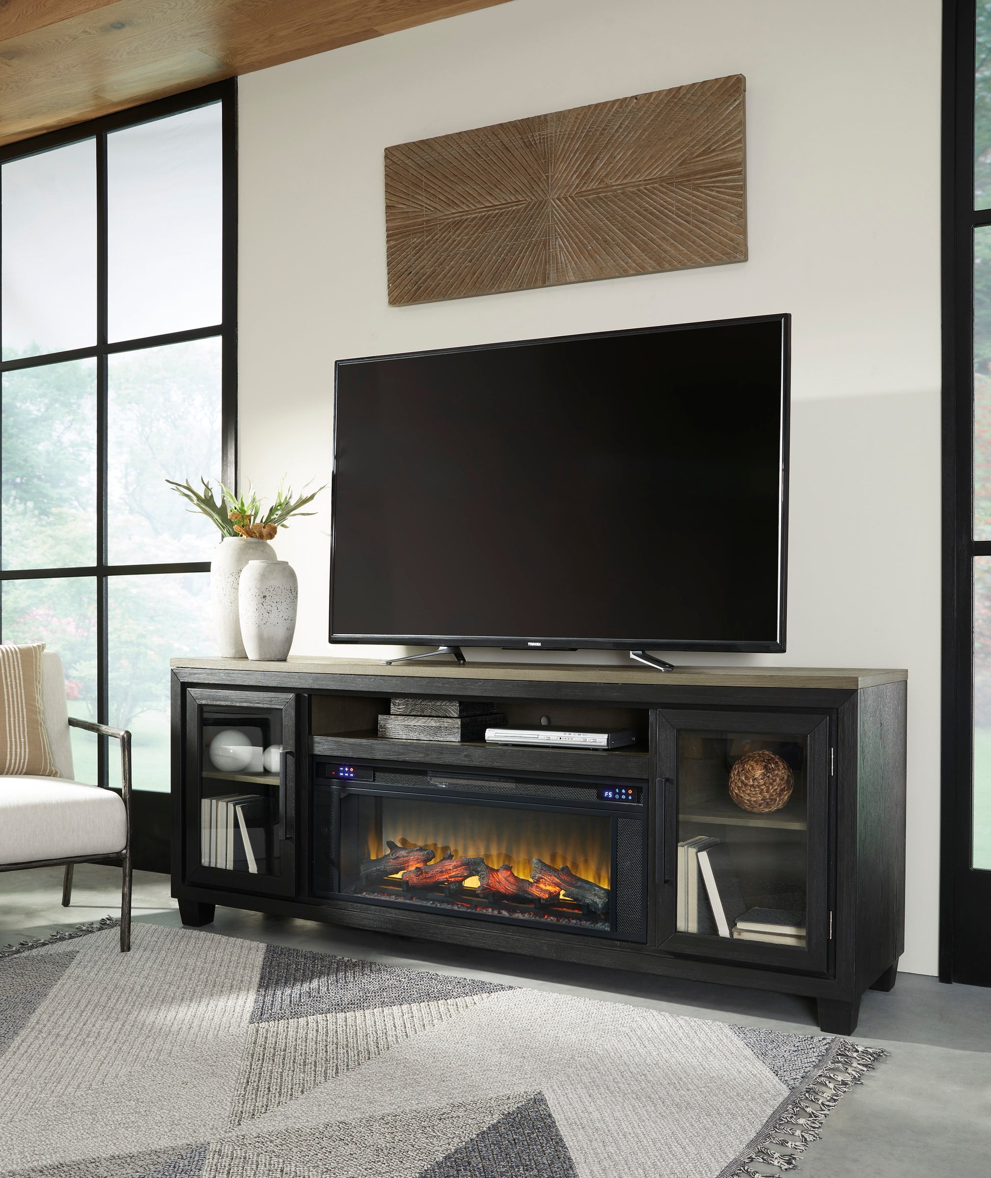 Foyland 83" TV Stand