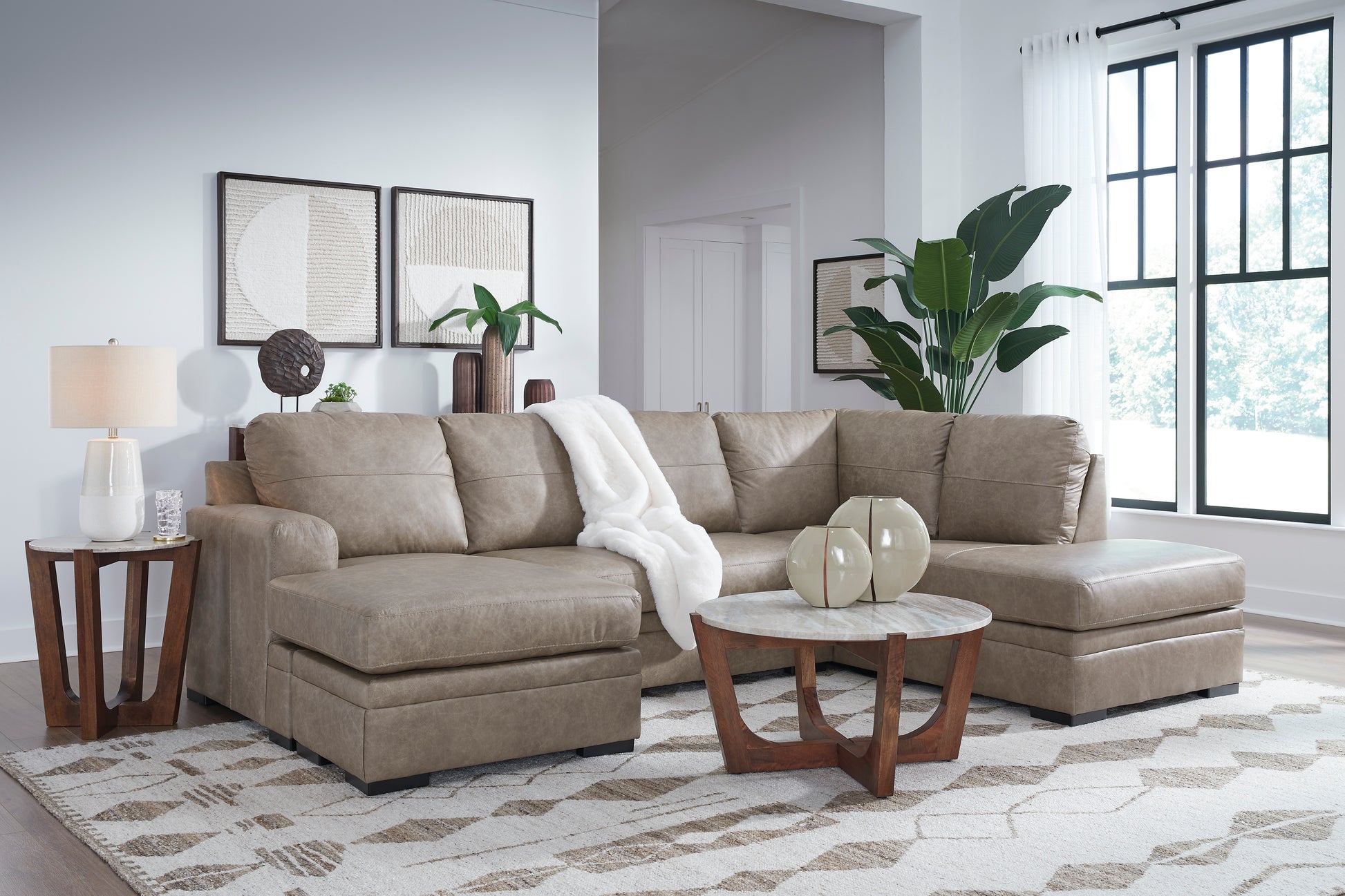 Amuleto Collection