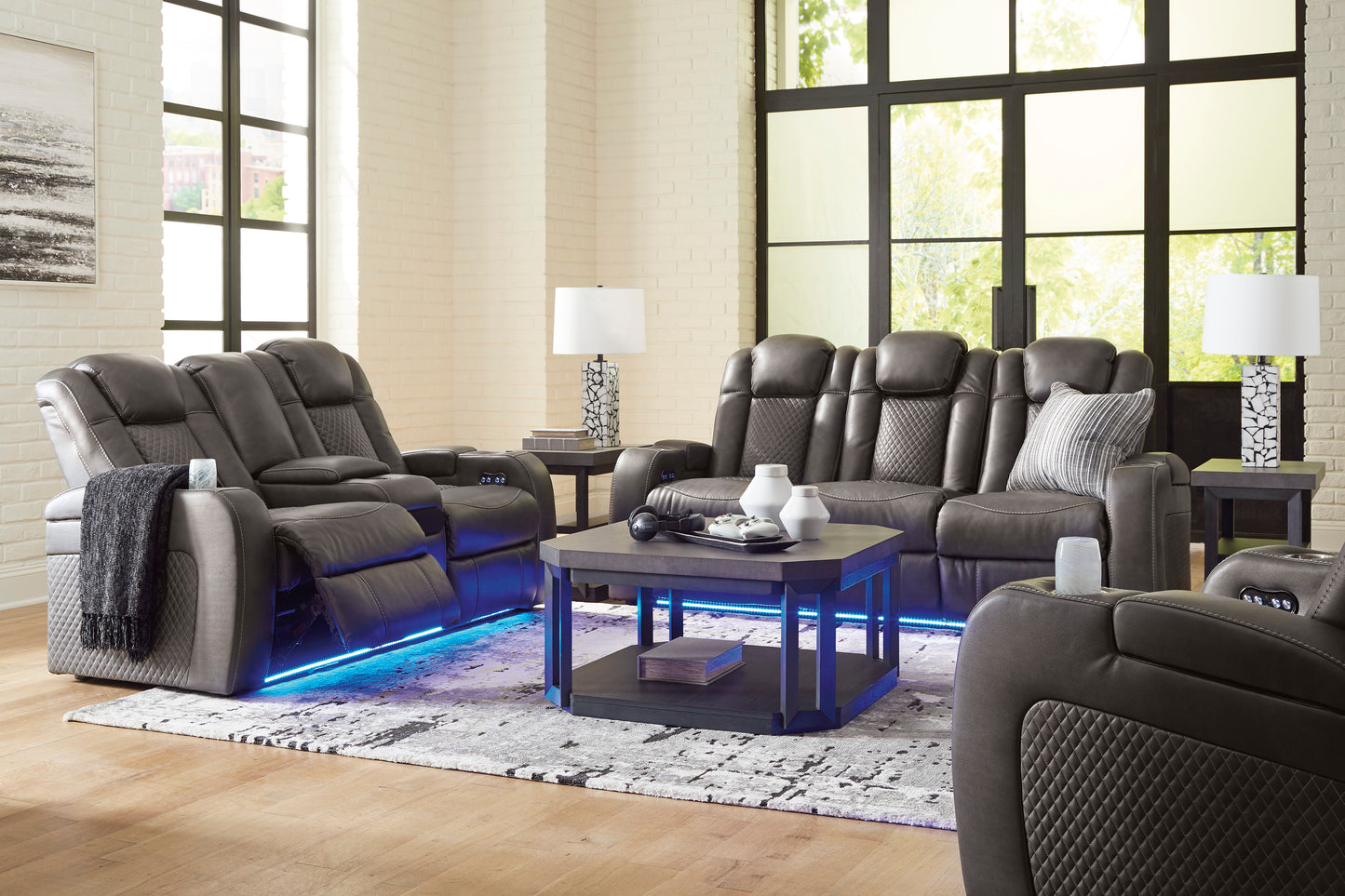 Fyne Dyme living room set
