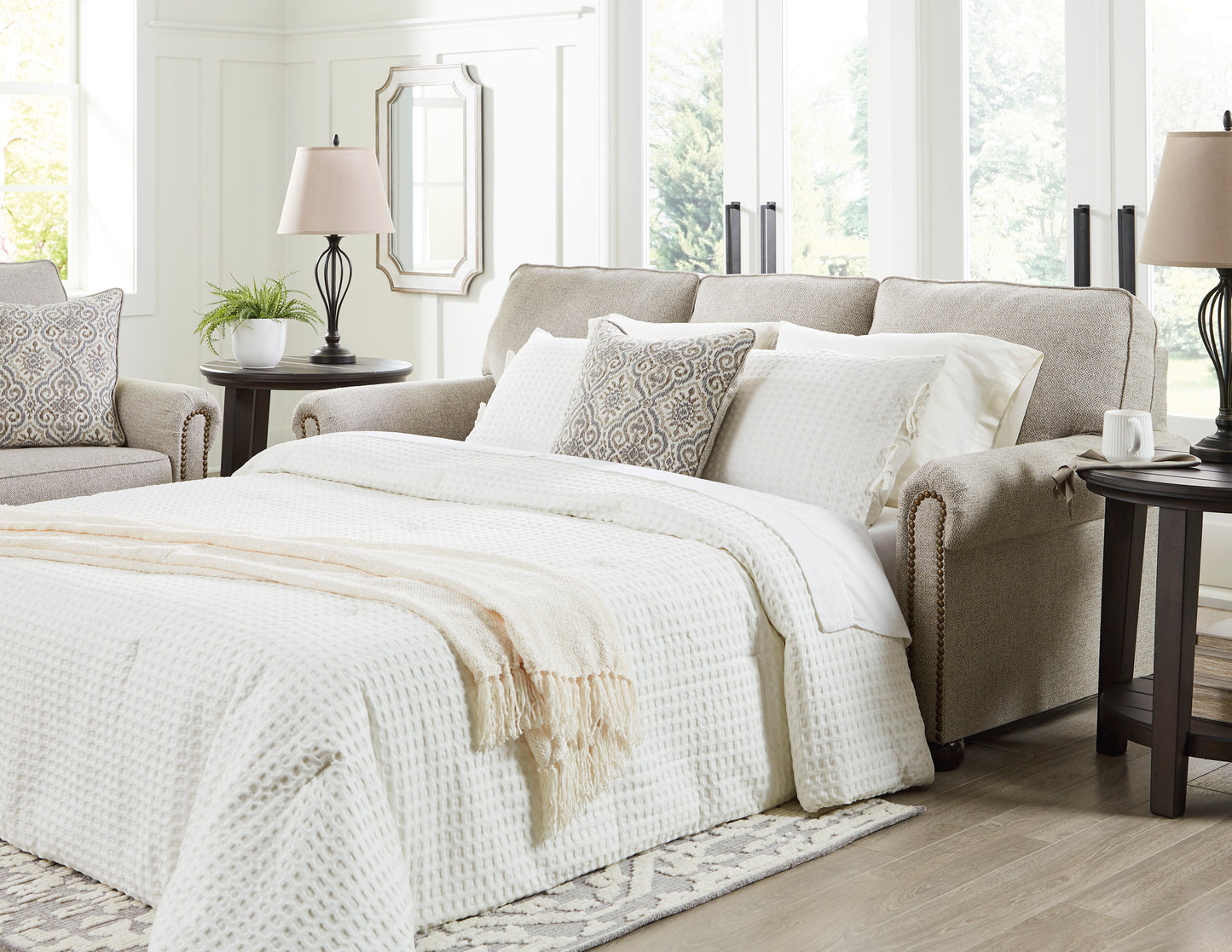 Gaelon queen sleeper sofa