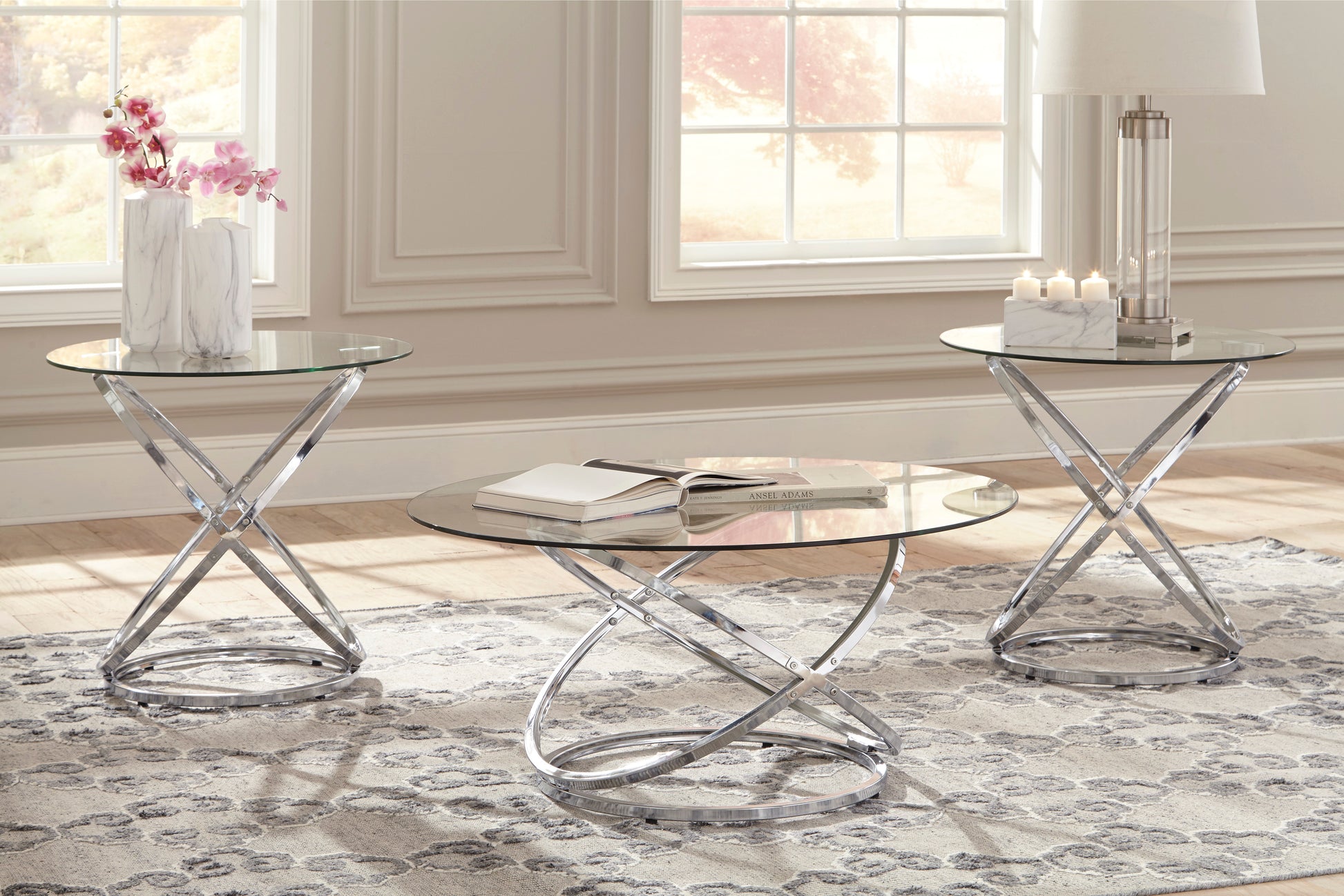 Hollynyx Accent Table Set