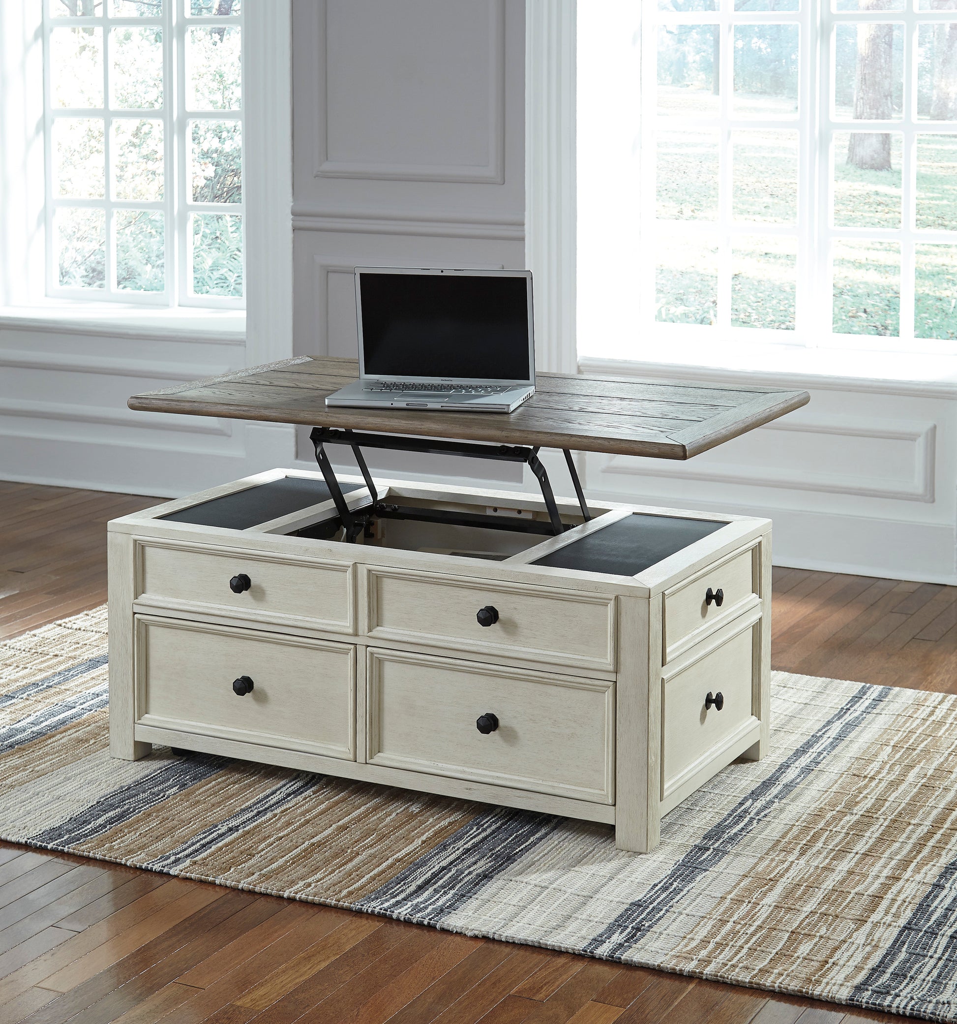Bolanburg Accent Tables