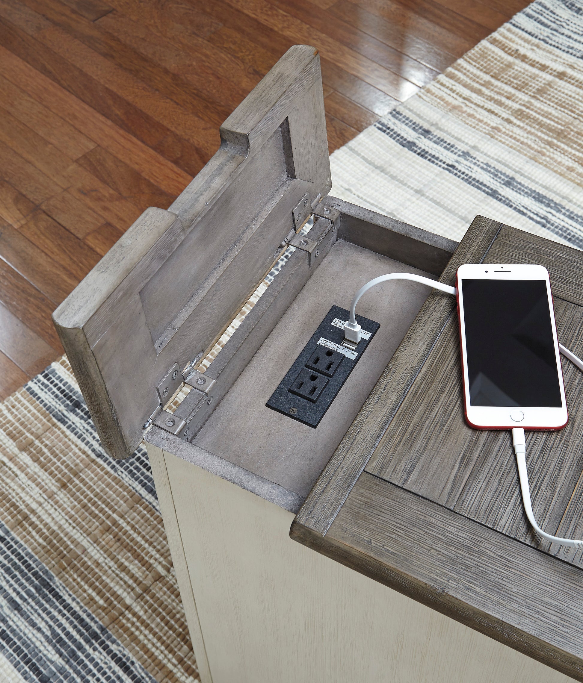 Bolanburg Accent Tables