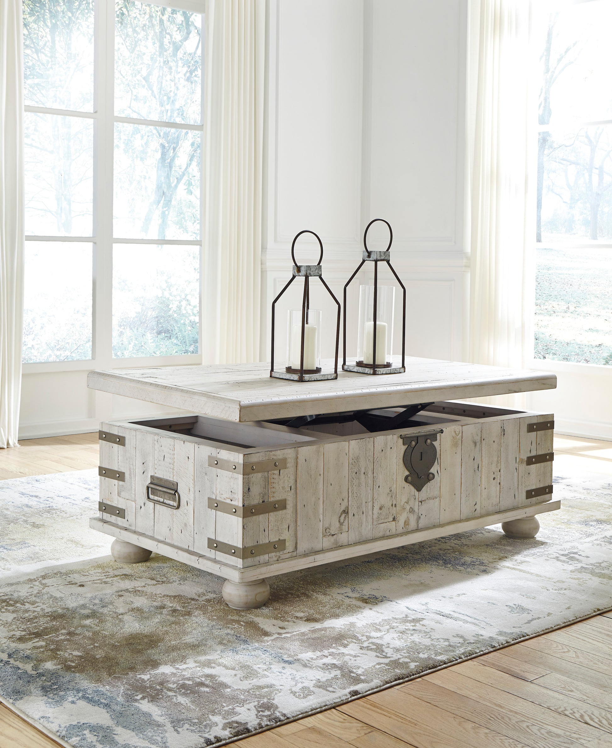 Carynhurst Coffee Table with Lift Top